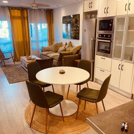 7 Apartment *